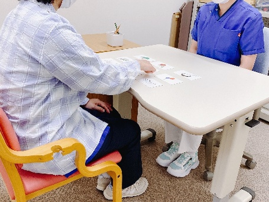 言語聴覚療法の様子